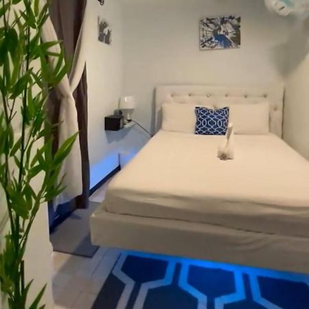 Blue Royalty Bed & Breakfast Portmore Ngoại thất bức ảnh