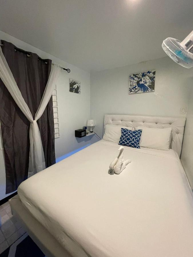 Blue Royalty Bed & Breakfast Portmore Ngoại thất bức ảnh